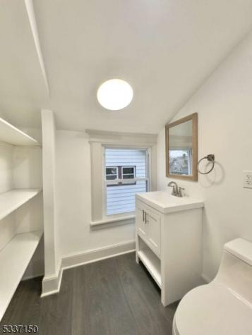 14 Roosevelt Avenue East Orange NJ 07017