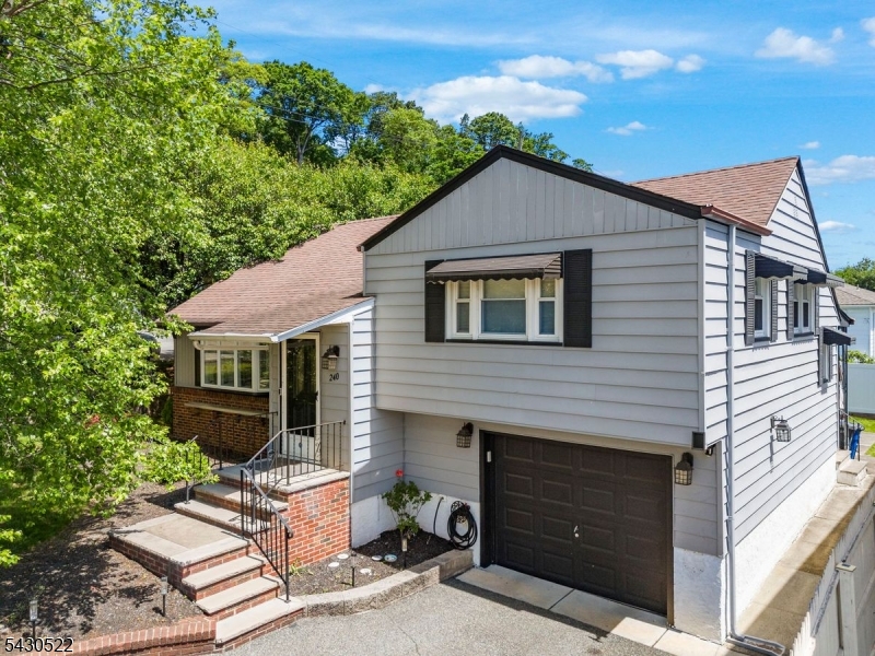 240 Gordon Avenue Totowa NJ 07512