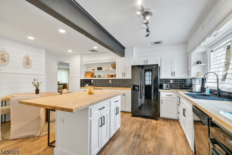 240 Gordon Avenue Totowa NJ 07512