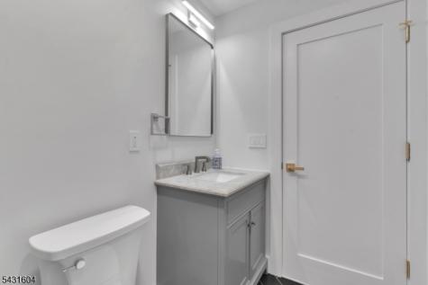 24 Overlook Terrace Maplewood NJ 07040