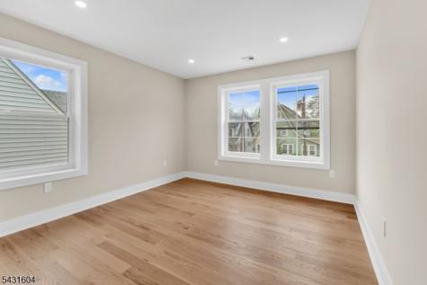 24 Overlook Terrace Maplewood NJ 07040