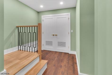 24 Overlook Terrace Maplewood NJ 07040