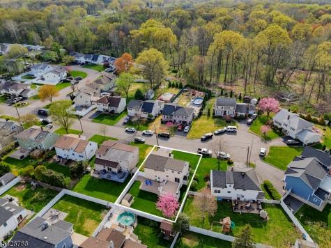 47 Epping Drive Kenilworth NJ 07033