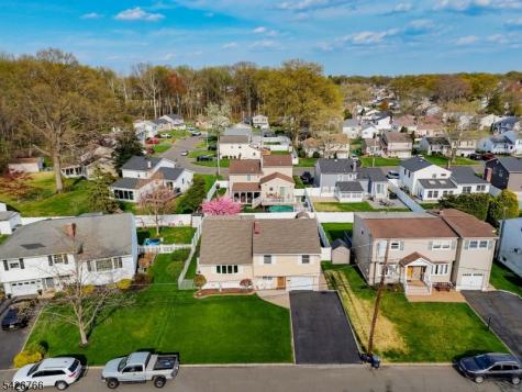 47 Epping Drive Kenilworth NJ 07033