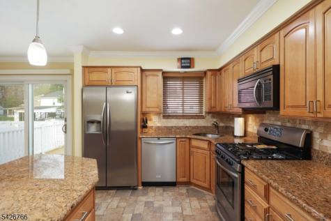47 Epping Drive Kenilworth NJ 07033