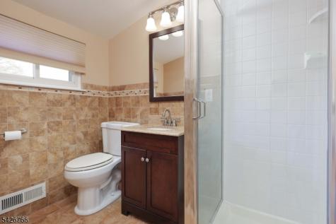 47 Epping Drive Kenilworth NJ 07033