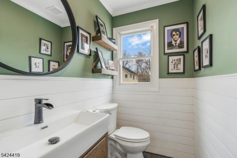220 3RD Street Green Brook NJ 08812