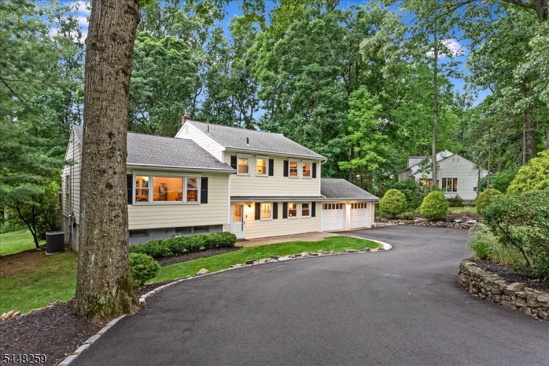 19 Sunrise Drive Morris Plains NJ 07950