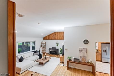 19 Sunrise Drive Morris Plains NJ 07950