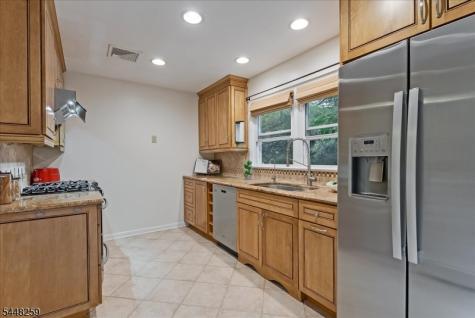 19 Sunrise Drive Morris Plains NJ 07950