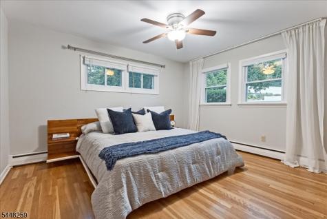 19 Sunrise Drive Morris Plains NJ 07950