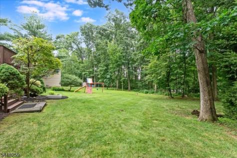 19 Sunrise Drive Morris Plains NJ 07950