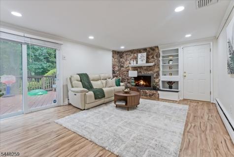 19 Sunrise Drive Morris Plains NJ 07950
