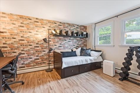 19 Sunrise Drive Morris Plains NJ 07950
