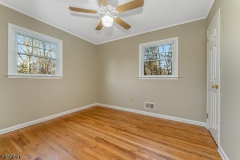 14 Fawn Drive Clinton NJ 08833