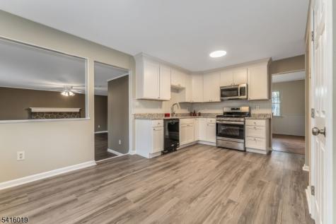 14 Fawn Drive Clinton NJ 08833