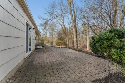 14 Fawn Drive Clinton NJ 08833