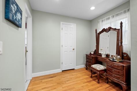13 Fishel Road Edison NJ 08820