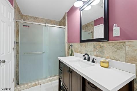 13 Fishel Road Edison NJ 08820