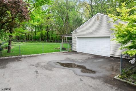13 Fishel Road Edison NJ 08820