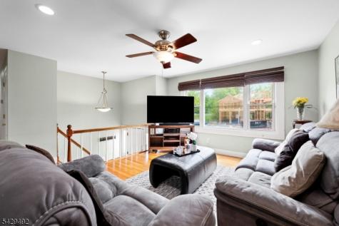 13 Fishel Road Edison NJ 08820