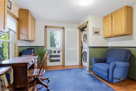 9 West Street Clinton NJ 08801