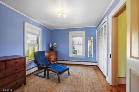 9 West Street Clinton NJ 08801