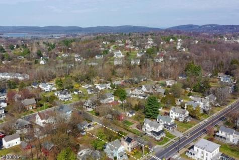 9 West Street Clinton NJ 08801