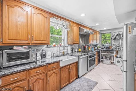 40 1ST Street Fanwood NJ 07023