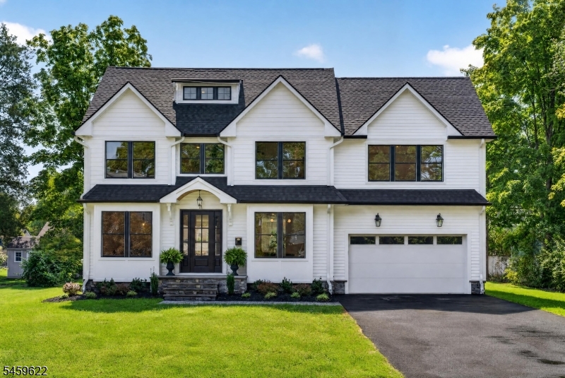 21 Pomona Avenue Pequannock NJ 07444