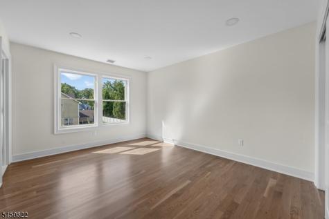 21 Pomona Avenue Pequannock NJ 07444