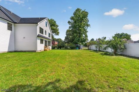 21 Pomona Avenue Pequannock NJ 07444