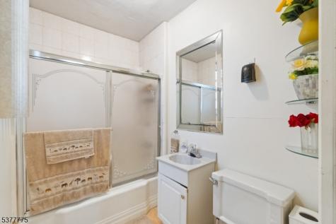 430 Central Avenue Harrison NJ 07029