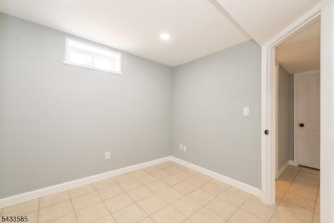 1175 Erhardt Street Union NJ 07083