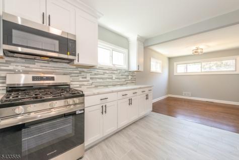 1175 Erhardt Street Union NJ 07083