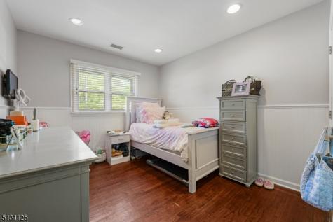 31 Fox Hill Road Fairfield NJ 07004