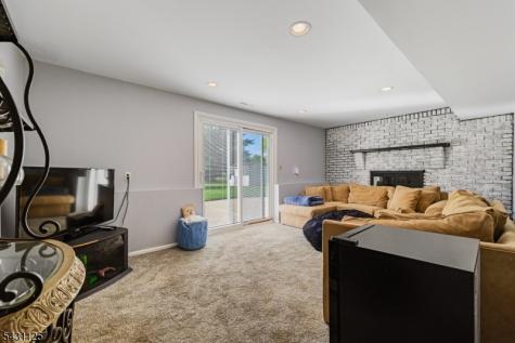 31 Fox Hill Road Fairfield NJ 07004