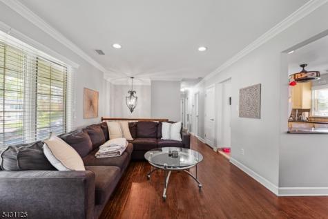 31 Fox Hill Road Fairfield NJ 07004