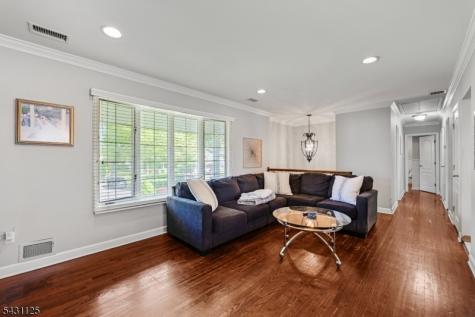 31 Fox Hill Road Fairfield NJ 07004