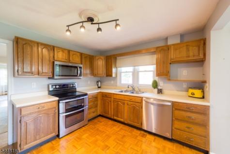1 Tonneson Drive Roxbury NJ 07876