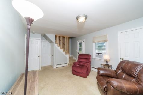 1 Tonneson Drive Roxbury NJ 07876