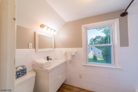 1 Tonneson Drive Roxbury NJ 07876