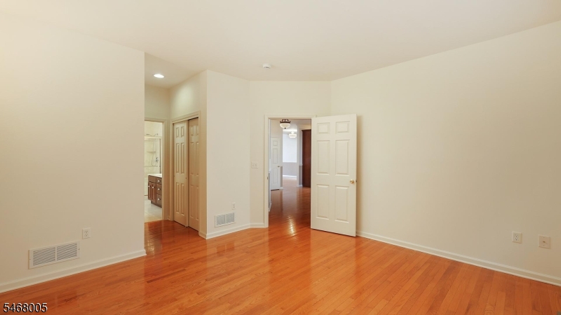 311 Coldstream Court Scotch Plains NJ 07076