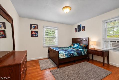35 Deerfield Drive West Orange NJ 07052