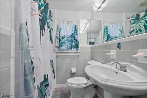35 Deerfield Drive West Orange NJ 07052
