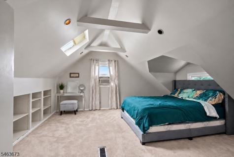 35 Deerfield Drive West Orange NJ 07052