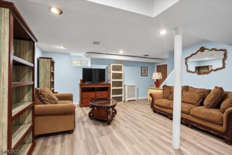 35 Deerfield Drive West Orange NJ 07052