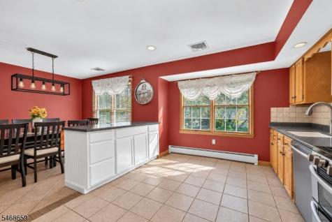 928 Liberty Street Belvidere NJ 07823