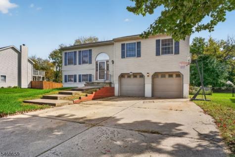 928 Liberty Street Belvidere NJ 07823
