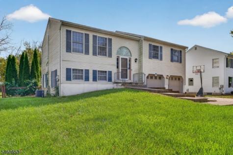 928 Liberty Street Belvidere NJ 07823